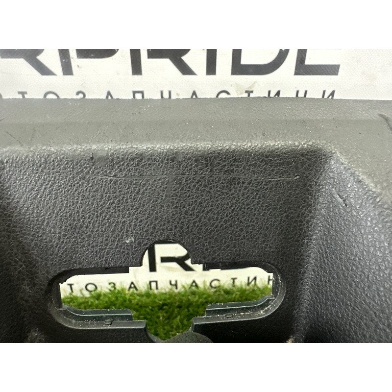 Накладка замка крышки багажника (салон) Nissan Rogue T33 2021 2.5 PR25DD 849926RR0A