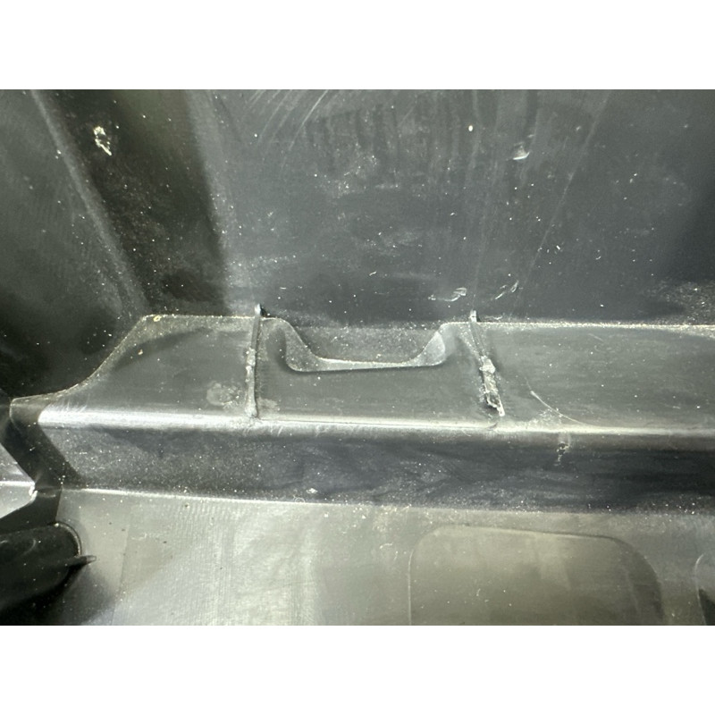 Накладка замка крышки багажника (салон) Nissan Rogue T33 2021 2.5 PR25DD 849926RR0A