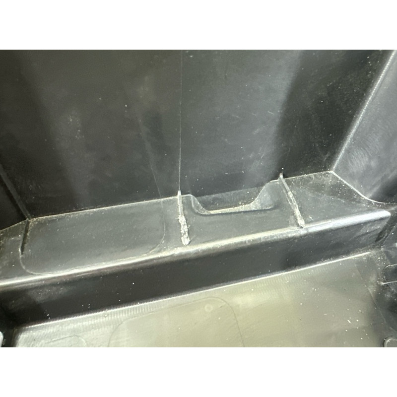 Накладка замка крышки багажника (салон) Nissan Rogue T33 2021 2.5 PR25DD 849926RR0A