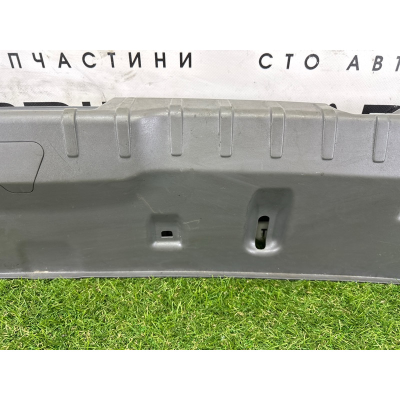 Накладка замка крышки багажника (салон) BMW 7-series F01 2011 3.0 N54 51479113340