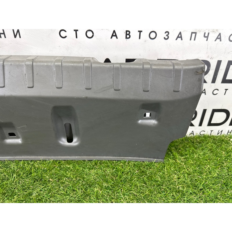 Накладка замка крышки багажника (салон) BMW 7-series F01 2011 3.0 N54 51479113340