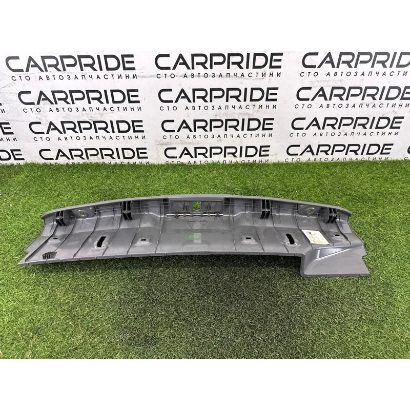 Накладка замка крышки багажника (салон) BMW 7-series F01 2011 3.0 N54 51479113340