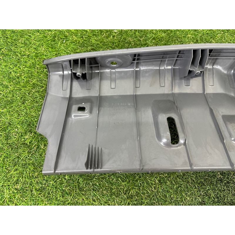 Накладка замка крышки багажника (салон) BMW 7-series F01 2011 3.0 N54 51479113340