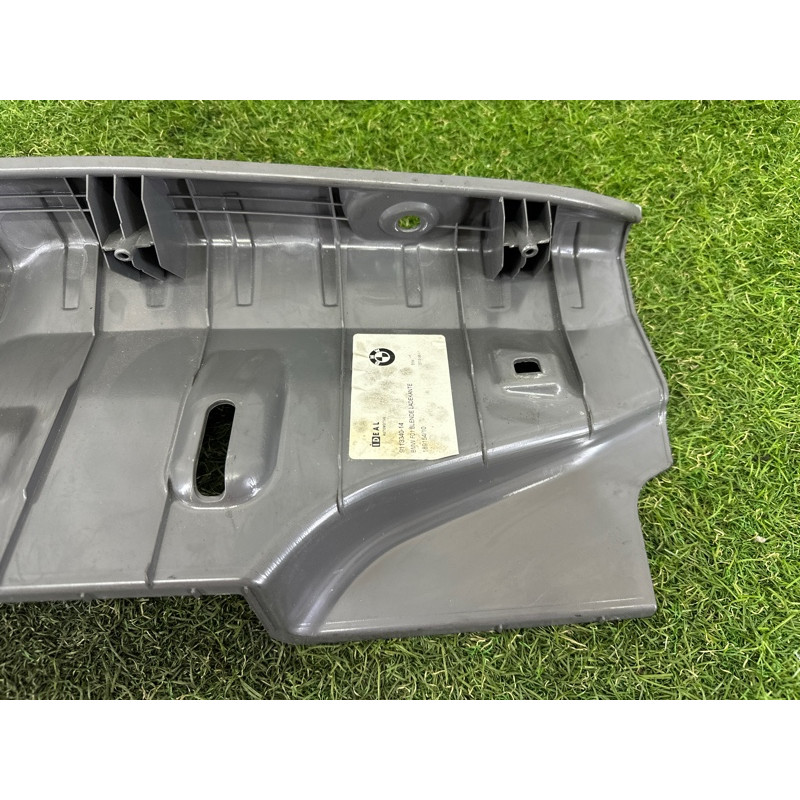 Накладка замка крышки багажника (салон) BMW 7-series F01 2011 3.0 N54 51479113340