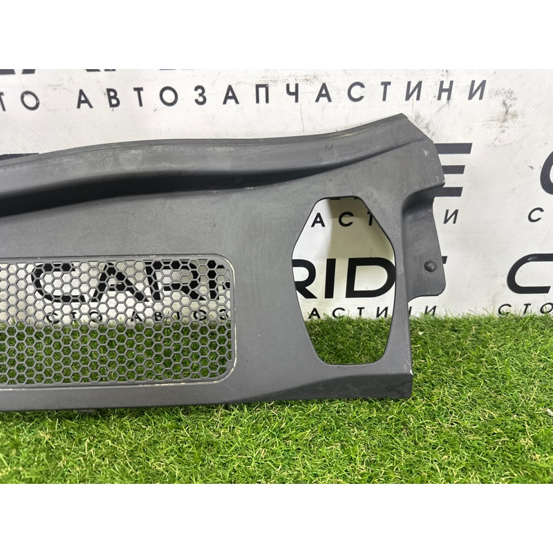 Жабо (кузов і елементи) AUDI Q5 8R 2012 2.0 CAEB 8R1819447C01C