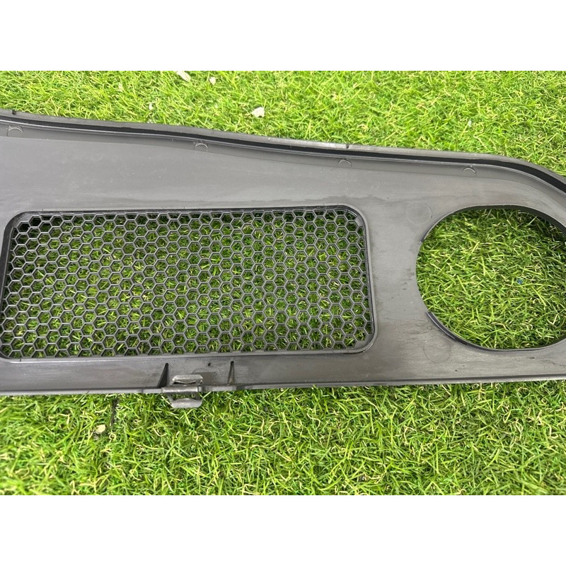 Жабо (кузов і елементи) AUDI Q5 8R 2012 2.0 CAEB 8R1819447C01C