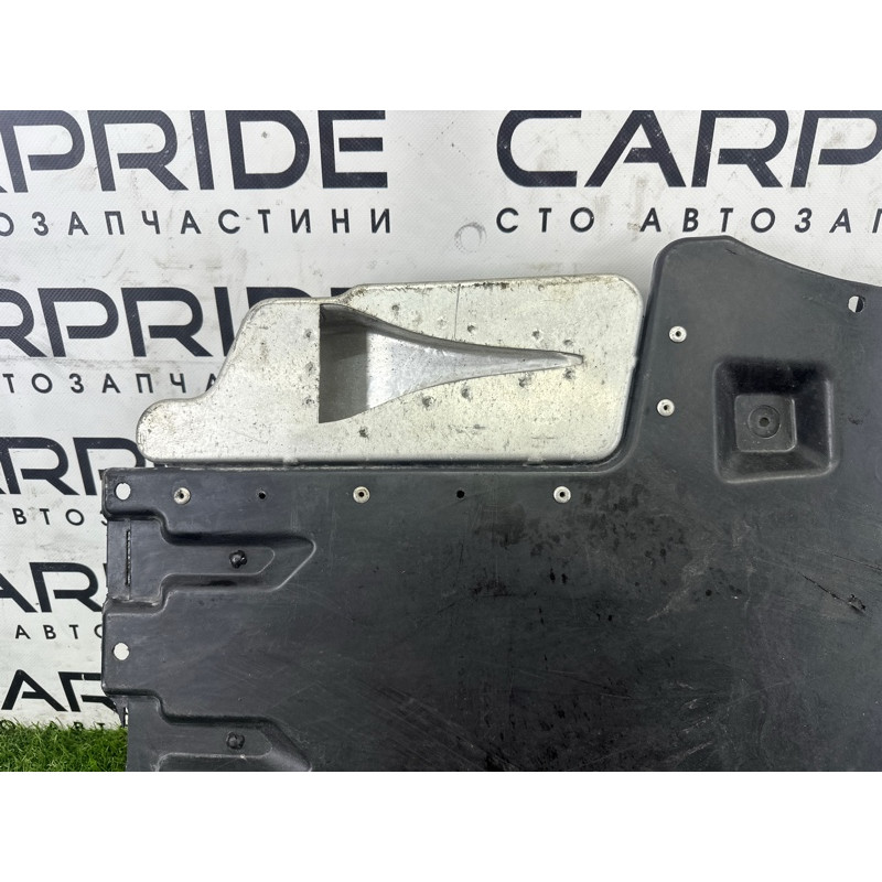 Защита днища (кузов и элементы) Volkswagen Touareg NF 2015 3.6 CGRA 7P6825231C