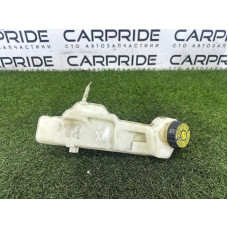 Бачок гальмівної рідини