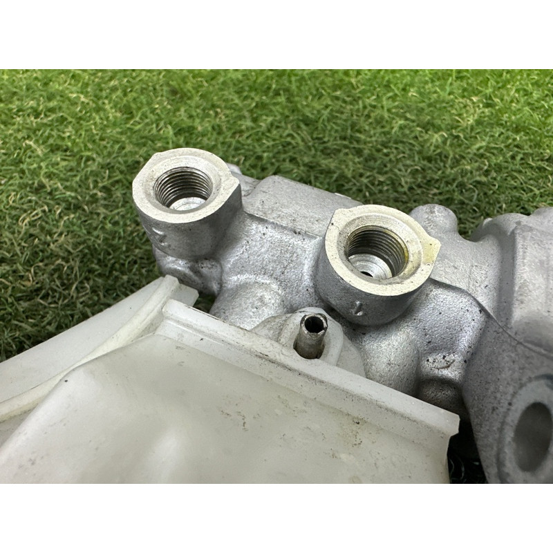 Главный тормозной цилиндр (тормозная система) Nissan Rogue T33 2021 2.5 PR25DD 460106RR0A