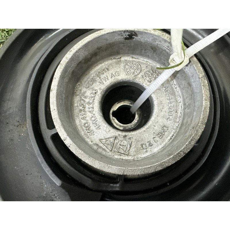 Опора стойки (подвеска) AUDI Q7 4M 2017 3.0 CREC 4M0413333