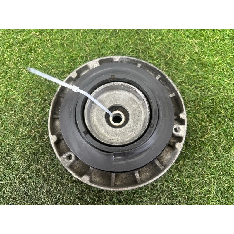 Опора стойки (подвеска) BMW X3 F25 2013 3.0 N55B30 31306852158