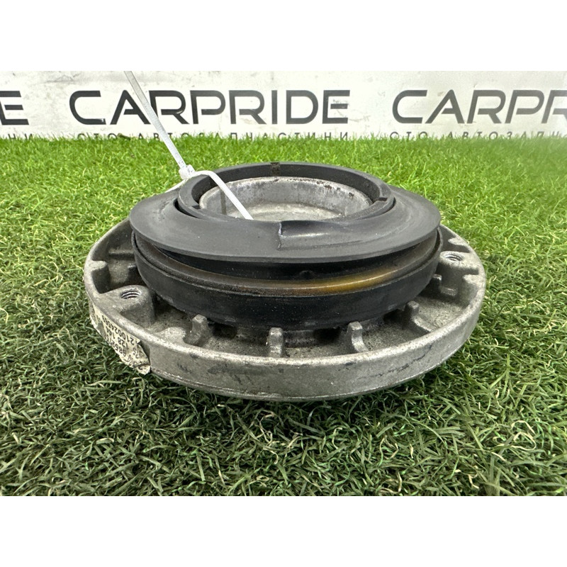 Опора стойки (подвеска) BMW X3 F25 2013 3.0 N55B30 31306852158