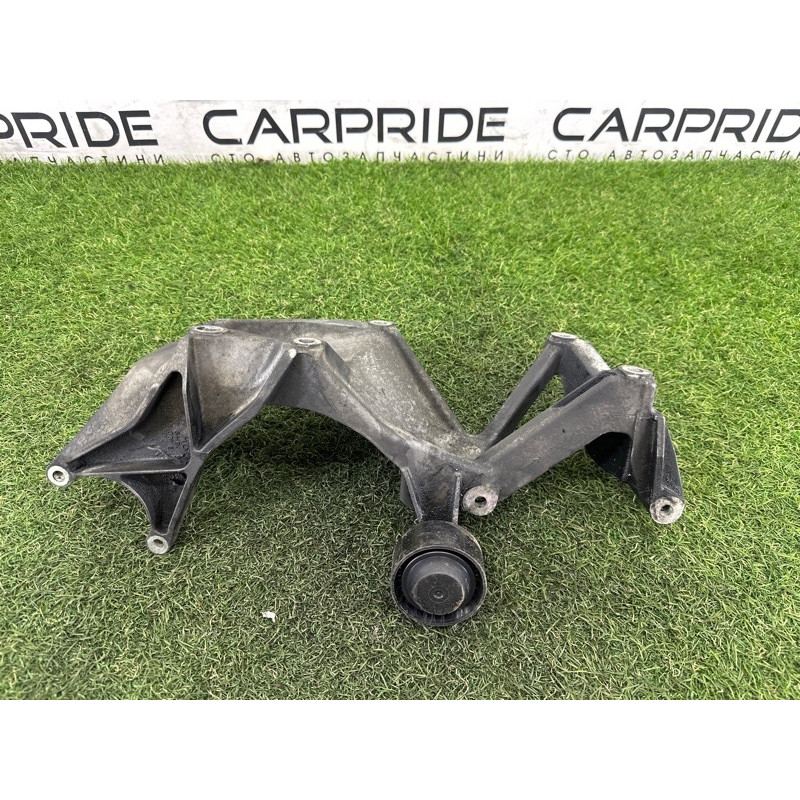 Кронштейн генератора (кронштейны двигателя) Volkswagen Touareg NF 2012 3.6 CGRA 03H260087E