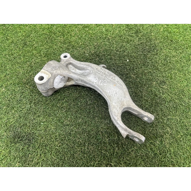 Вилка амортизатора (подвеска) AUDI Q7 4M 2017 3.0 CREC 4M0413037H