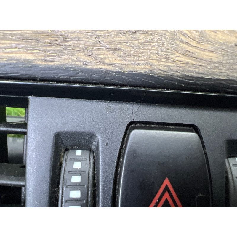 Декоративная накладка торпедо (салон) BMW X1 F48 2016 2.0 B46B20 51459347753