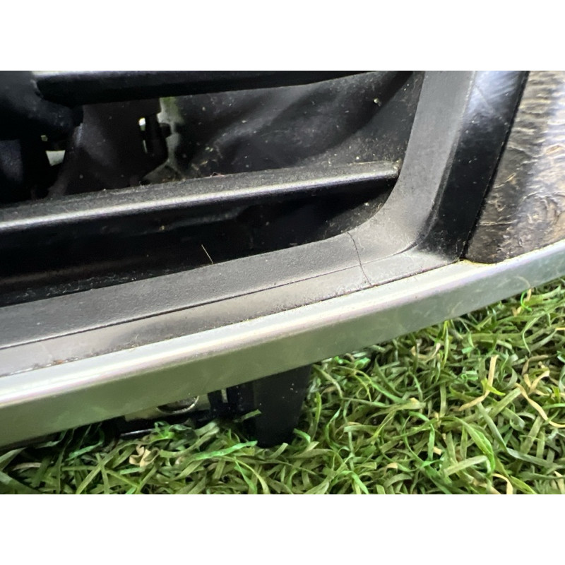 Декоративная накладка торпедо (салон) BMW X1 F48 2016 2.0 B46B20 51459347753