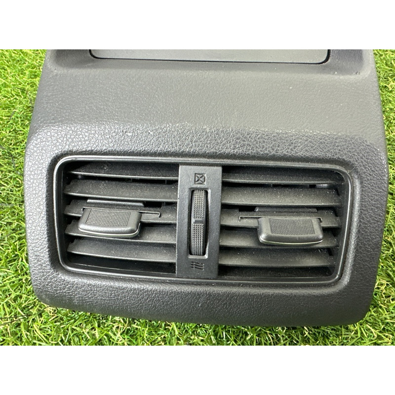 Накладка центральной консоли (салон) Nissan Rogue T33 2021 2.5 PR25DD 969306RR1A