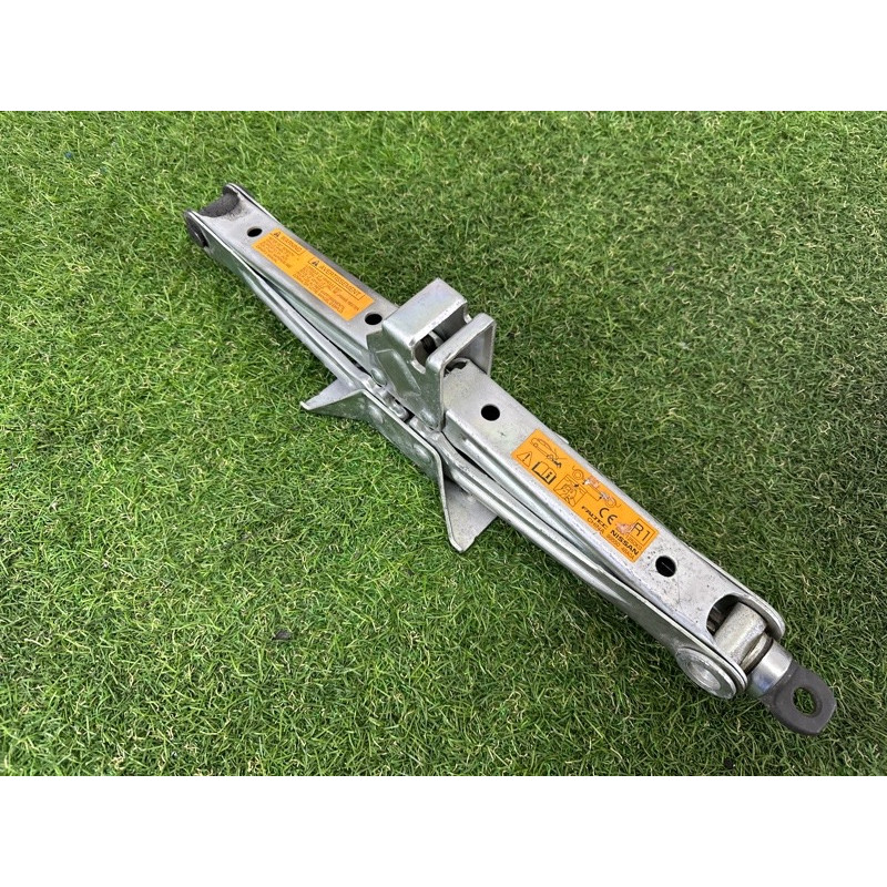 Домкрат (аксессуары) Nissan Rogue T32 2016 2.5 QR25DE 995504BA0A