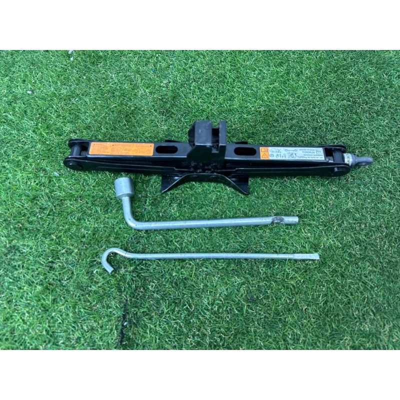 Домкрат (аксессуары) Nissan Rogue T33 2021 2.5 PR25DD 995507FR0A