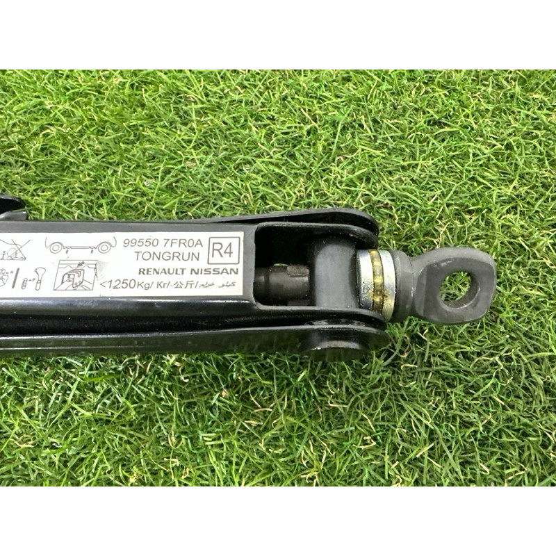 Домкрат (аксессуары) Nissan Rogue T33 2021 2.5 PR25DD 995507FR0A