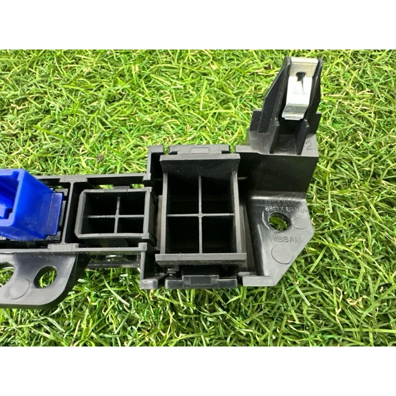 Кнопка асиссистента смены полосы (электрика / кнопки) Nissan Rogue T33 2021 2.5 PR25DD 251436RA0A