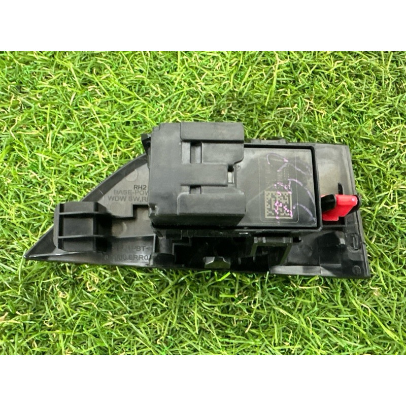 Кнопка стеклоподъемника (электрика / кнопки) Nissan Rogue T33 2021 2.5 PR25DD 254116XJ0B