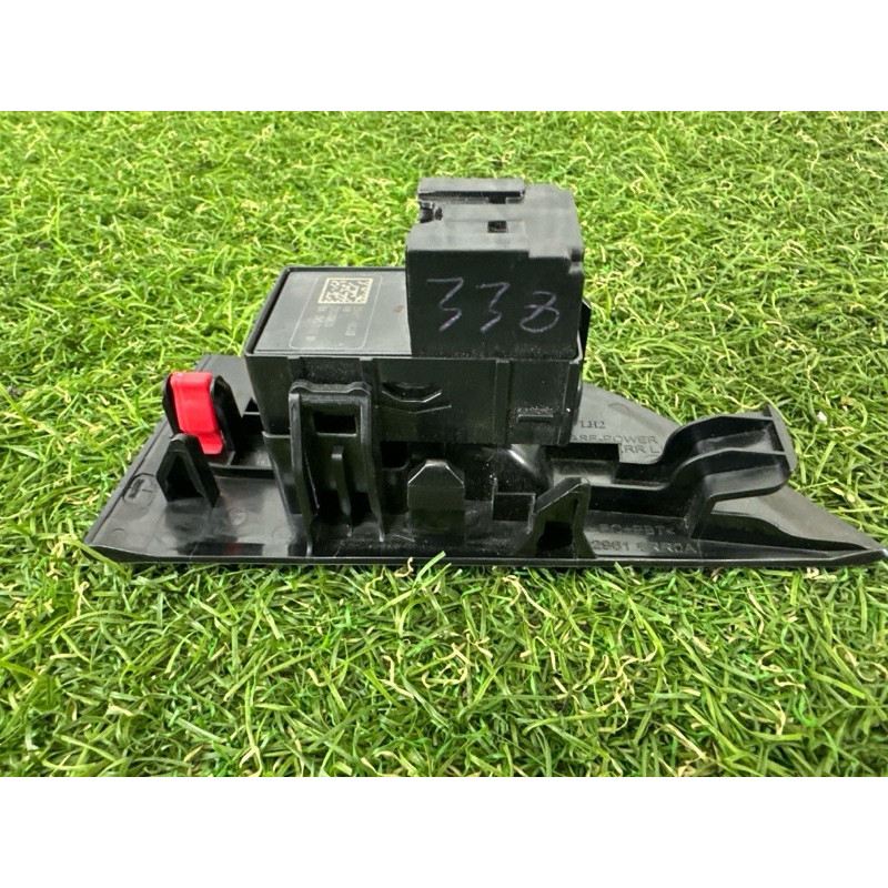 Кнопка стеклоподъемника (электрика / кнопки) Nissan Rogue T33 2021 2.5 PR25DD 254116XJ0B