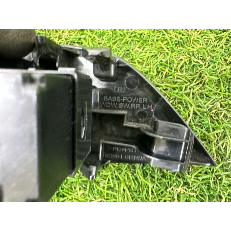 Кнопка стеклоподъемника (электрика / кнопки) Nissan Rogue T33 2021 2.5 PR25DD 254116XJ0B