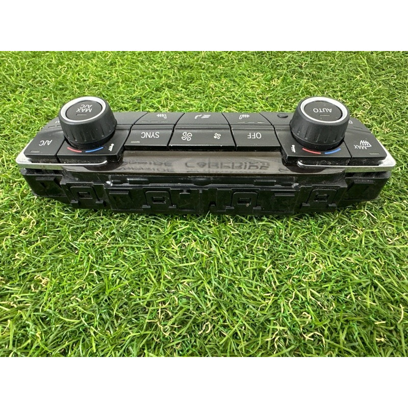 Блок управления климат-контролем (электрика / блок управления) BMW X1 F48 2016 2.0 B46B20 64119471104