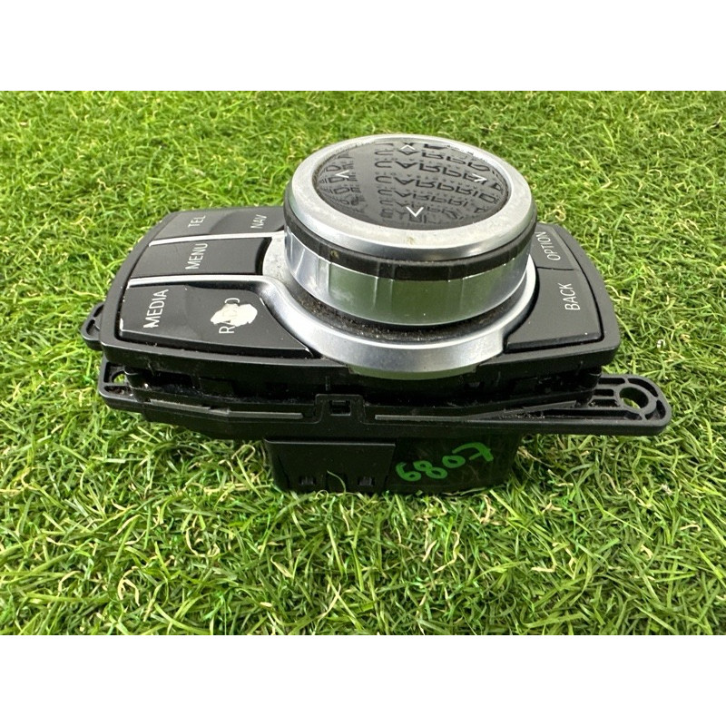 Блок управления мультимедиа (электрика / блок управления) BMW X1 F48 2016 2.0 B46B20 65829471068