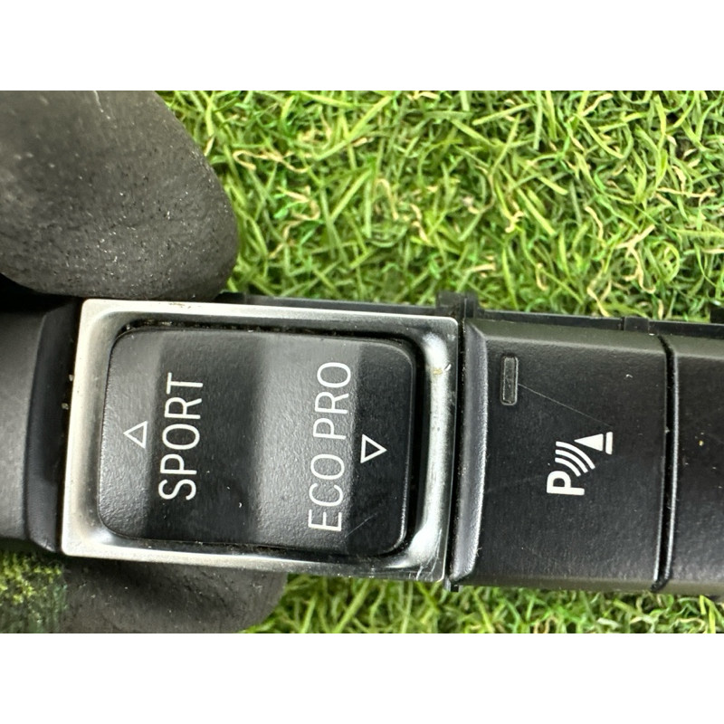 Блок кнопок (электрика / кнопки) BMW X1 F48 2016 2.0 B46B20 61319374834