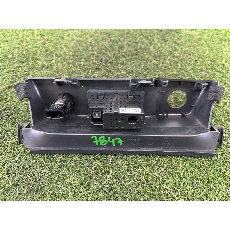 Разьем USB (электрика) Nissan Rogue T33 2021 2.5 PR25DD 284H36RA0A