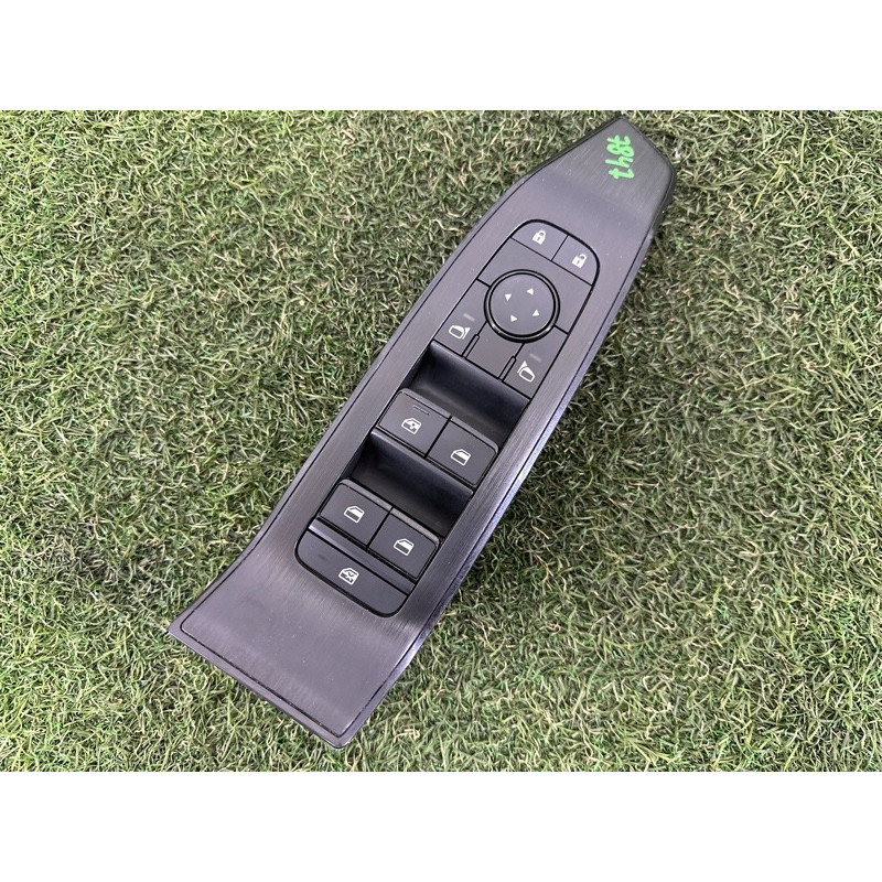 Блок кнопок стеклоподъемников (электрика / кнопки) Nissan Rogue T33 2021 2.5 PR25DD 254016RE0C