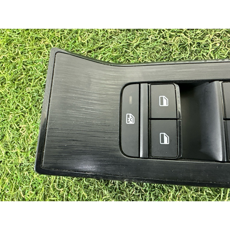 Блок кнопок стеклоподъемников (электрика / кнопки) Nissan Rogue T33 2021 2.5 PR25DD 254016RE0C