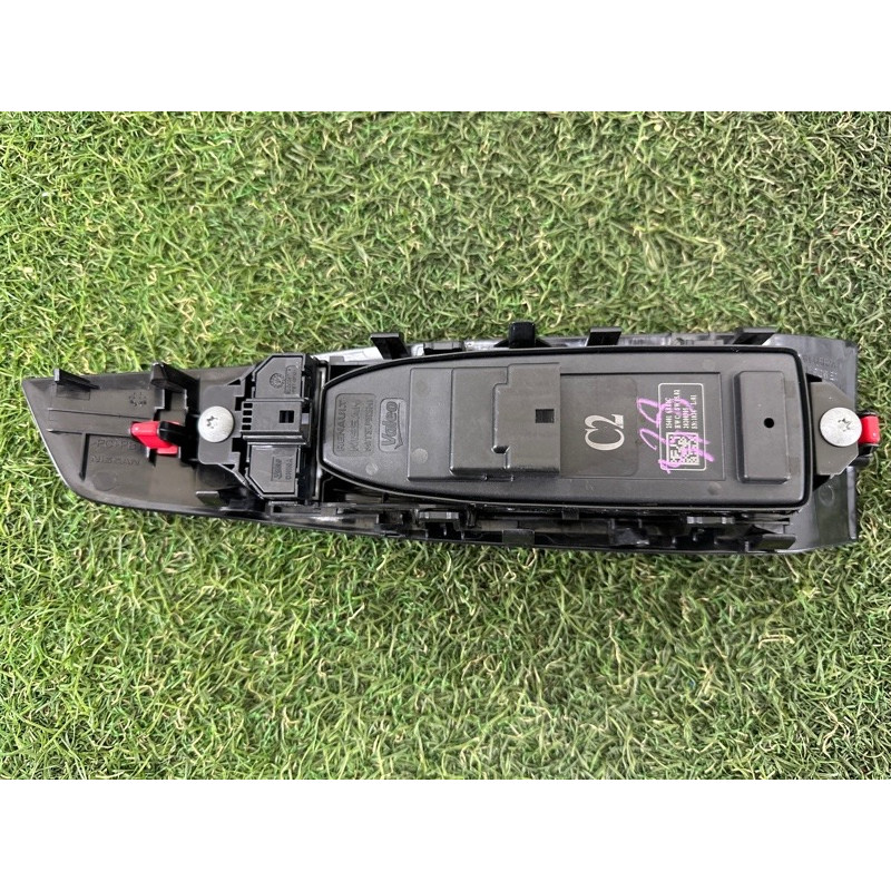 Блок кнопок стеклоподъемников (электрика / кнопки) Nissan Rogue T33 2021 2.5 PR25DD 254016RE0C