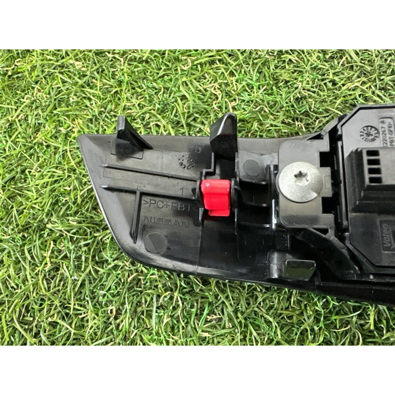 Блок кнопок стеклоподъемников (электрика / кнопки) Nissan Rogue T33 2021 2.5 PR25DD 254016RE0C