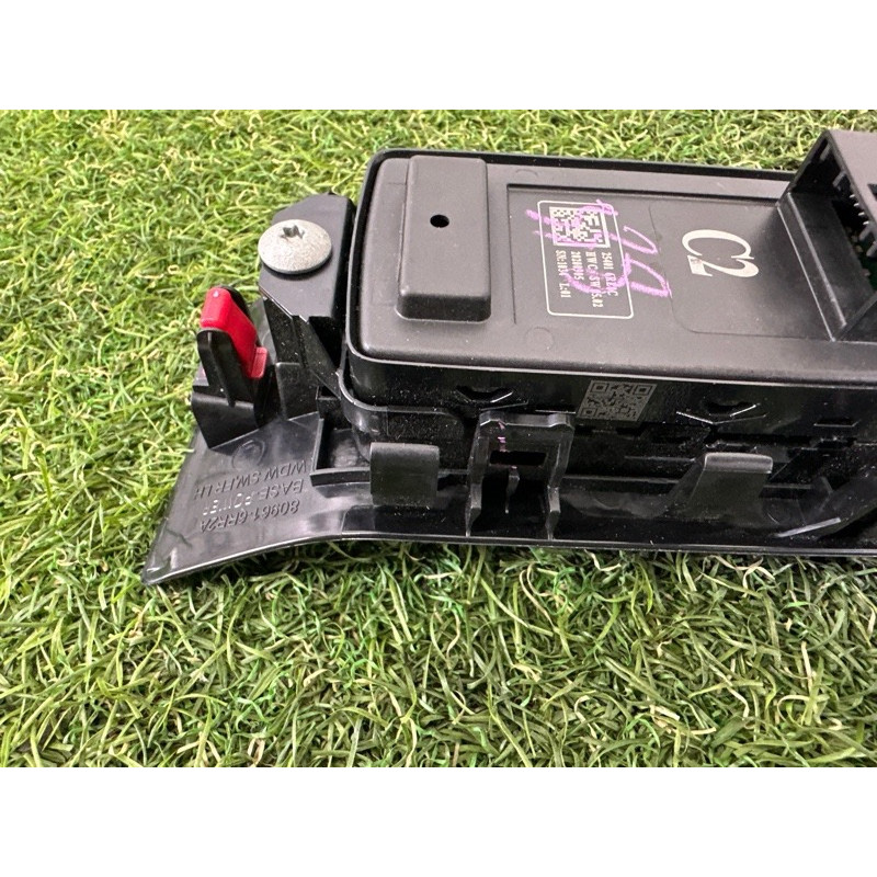 Блок кнопок стеклоподъемников (электрика / кнопки) Nissan Rogue T33 2021 2.5 PR25DD 254016RE0C