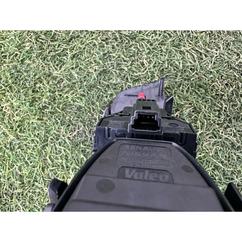 Блок кнопок стеклоподъемников (электрика / кнопки) Nissan Rogue T33 2021 2.5 PR25DD 254016RE0C