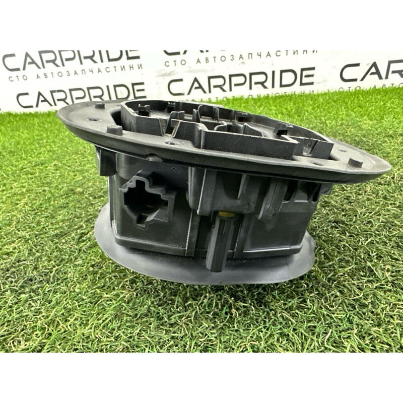 Лючок топливного бака (кузов и элементы) Nissan Rogue T33 2021 2.5 PR25DD 781206RR0A