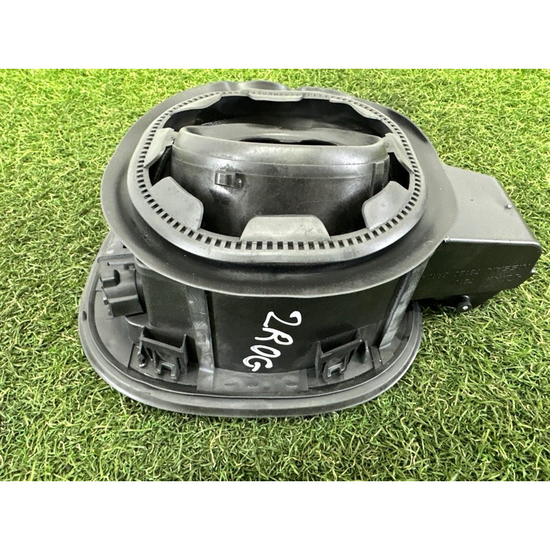 Лючок топливного бака (кузов и элементы) Nissan Rogue T33 2021 2.5 PR25DD 781206RR0A