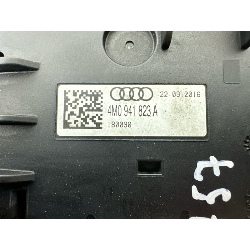 Розподільник B+, багатофункціональній (електрика) AUDI Q7 4M 2017 3.0 CREC 4M0941823A