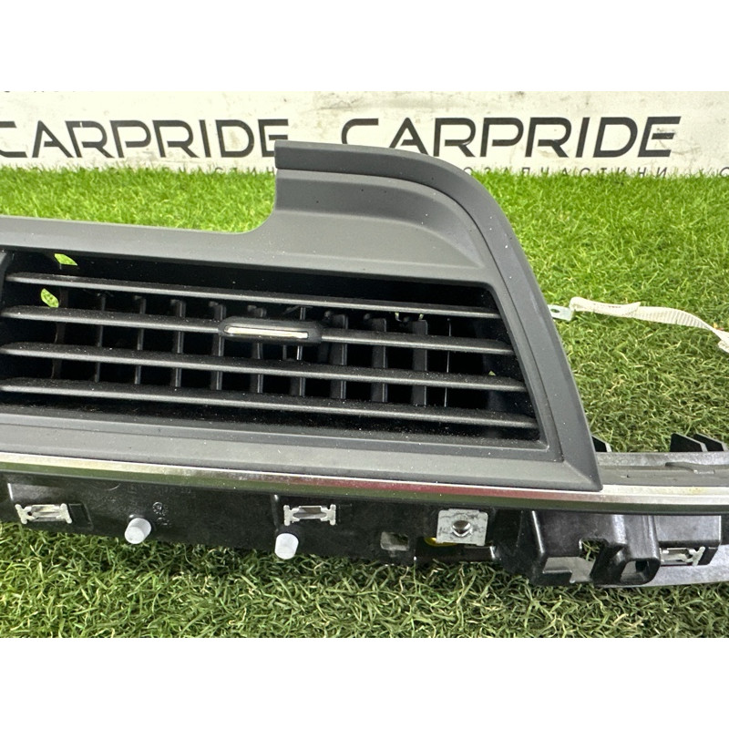 Центральный дефлектор салона (салон) AUDI SQ5 FY 2018 3.0 CWGD 80B820902N6PS