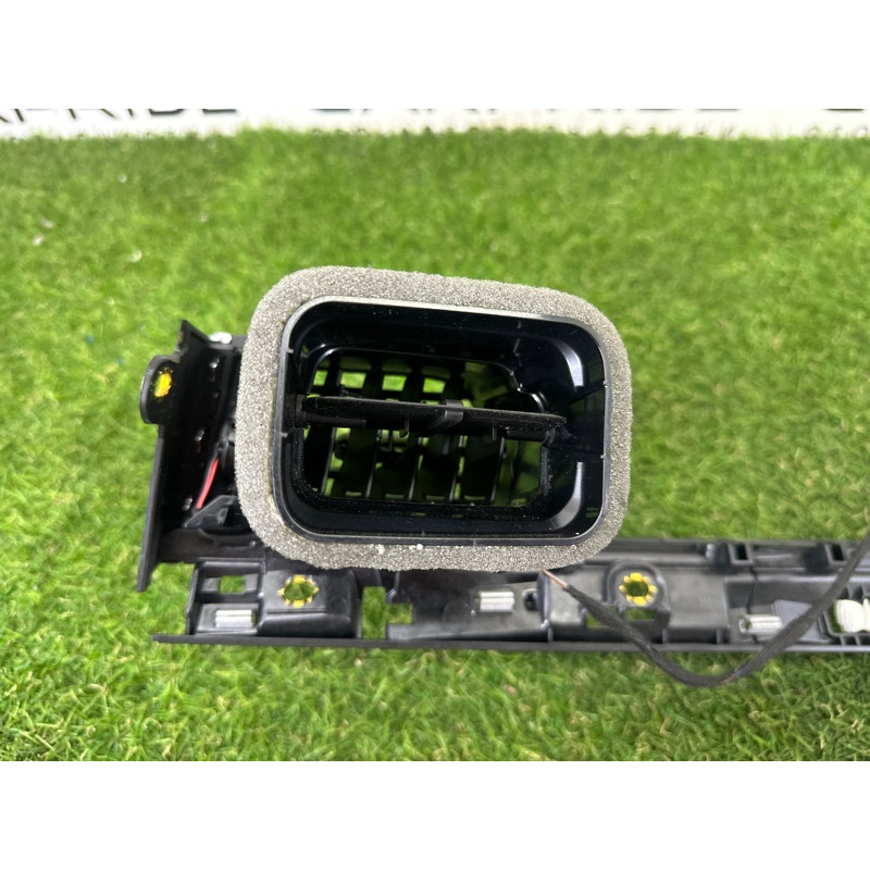 Центральный дефлектор салона (салон) AUDI SQ5 FY 2018 3.0 CWGD 80B820902N6PS