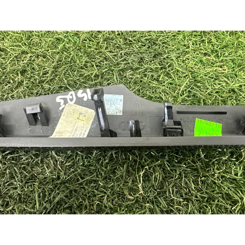 Декоративная накладка торпедо (салон) AUDI SQ5 FY 2018 3.0 CWGD 80B853189E7V7