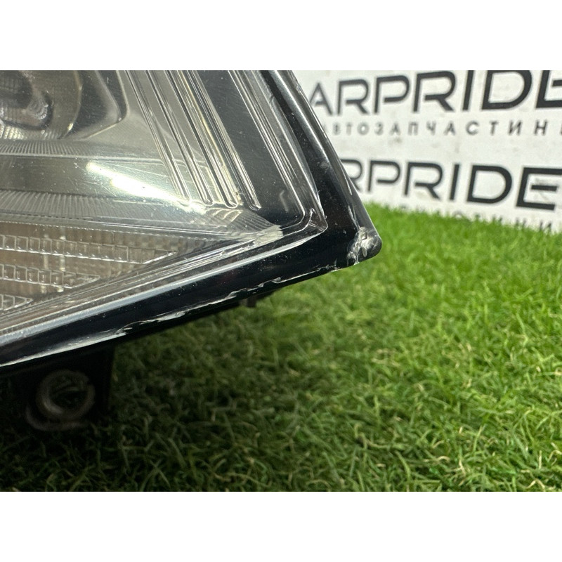 Фара (оптика) Volkswagen Touareg NF 2012 3.6 CGRA 7P1941752A