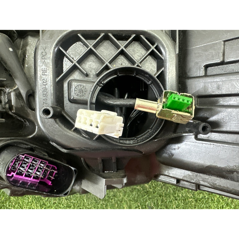 Фара (оптика) Volkswagen Touareg NF 2012 3.6 CGRA 7P1941752A