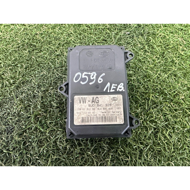 Блок управления светом (электрика / блоки управления) Volkswagen Touareg NF 2012 3.6 CGRA 8U0941329