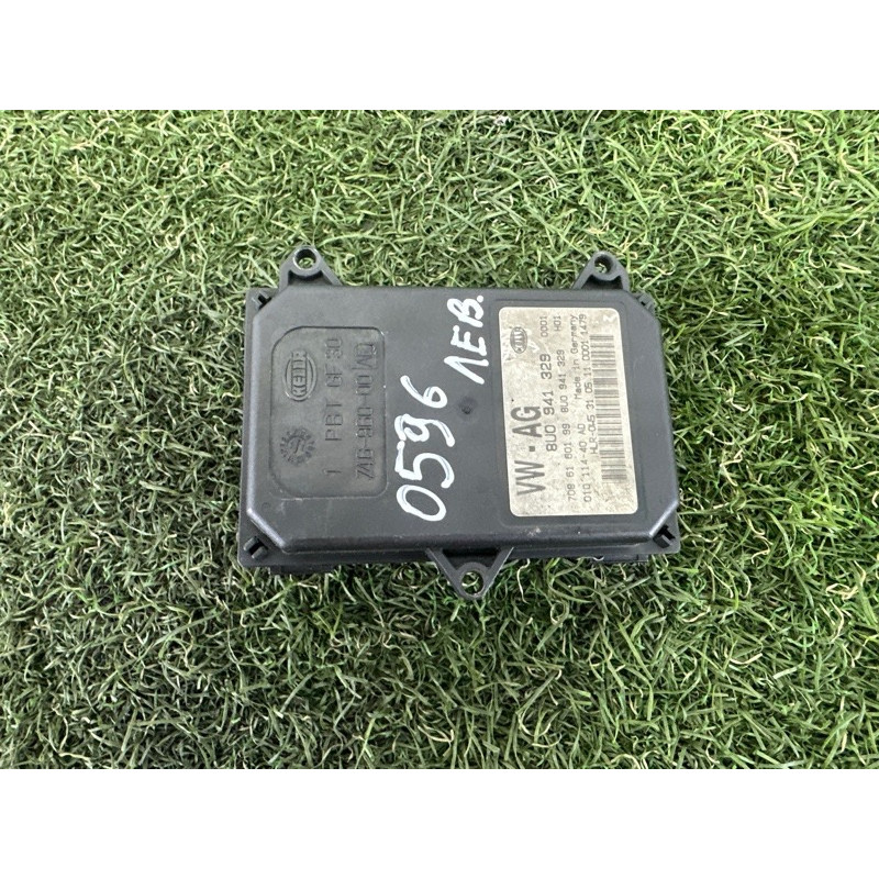 Блок управления светом (электрика / блоки управления) Volkswagen Touareg NF 2012 3.6 CGRA 8U0941329