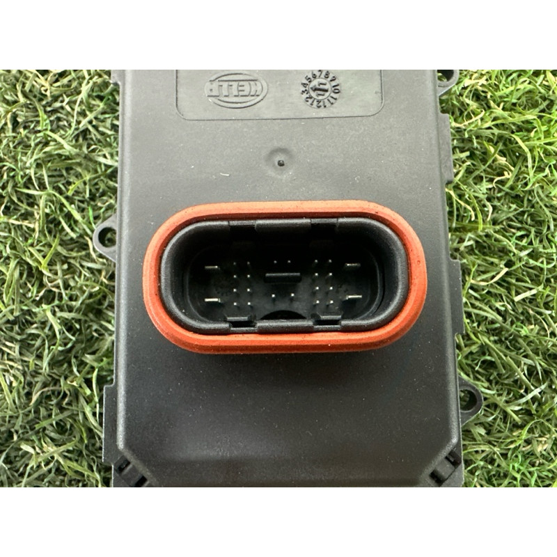 Блок управления светом (электрика / блоки управления) Volkswagen Touareg NF 2012 3.6 CGRA 8U0941329