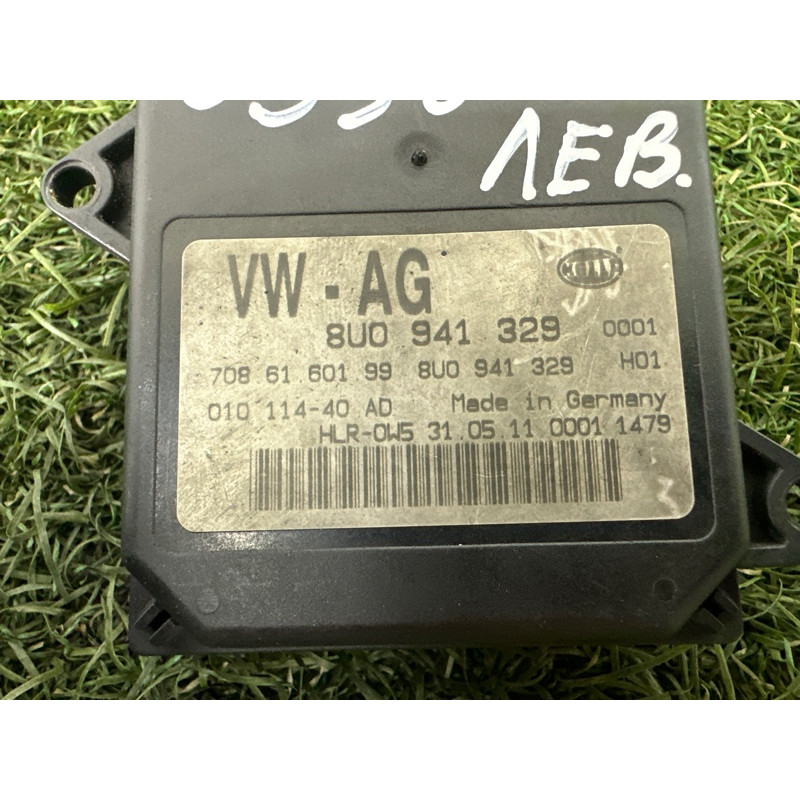 Блок управления светом (электрика / блоки управления) Volkswagen Touareg NF 2012 3.6 CGRA 8U0941329